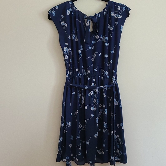 LAUREN CONRAD Blue Floral Tie Waist Dress - Picture 5 of 5